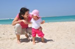 Annika zum ersten Mal am Strand Annika zum ersten Mal am Strand